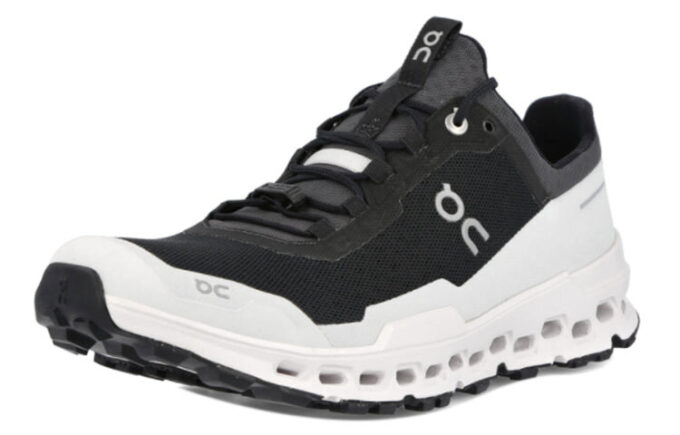 Cloud Ultra “Black White”