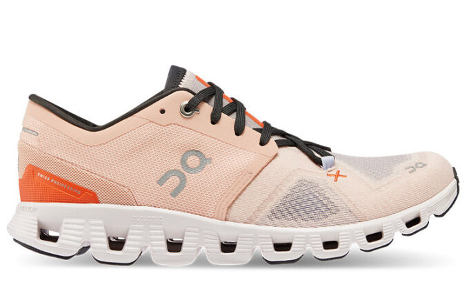 Cloud X 3 “Rose Sand”