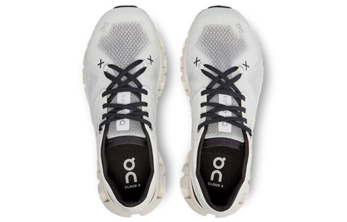 Cloud X 3 “White Black”