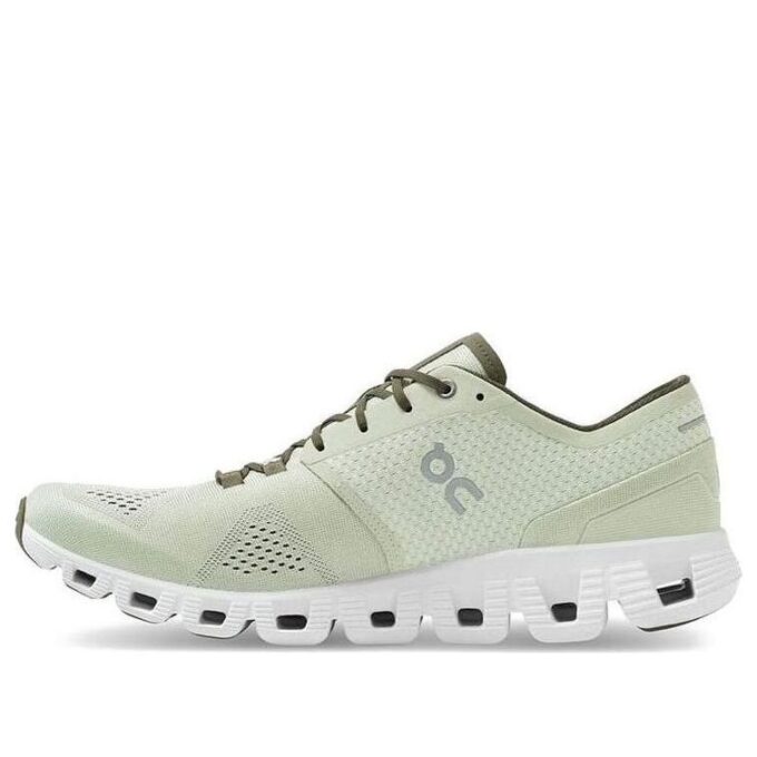 Cloud X “Aloe White”
