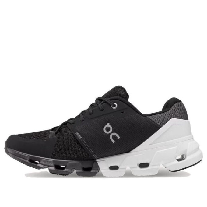 Cloudflyer 4 Wide “Black White”